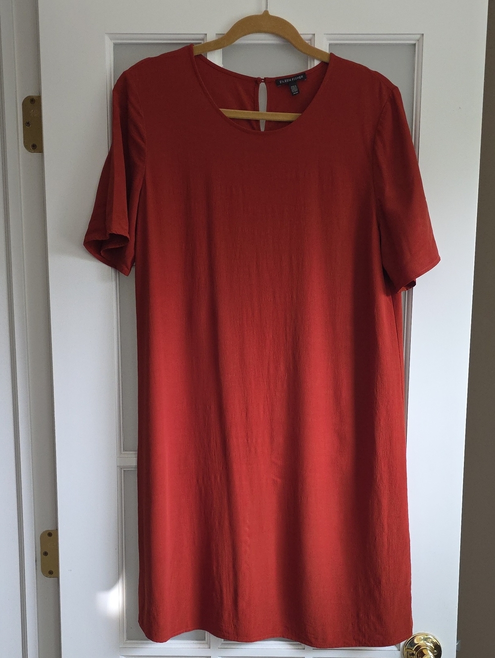 Eileen Fisher Size Medium Short Sleeve Cinnamon Color Dress